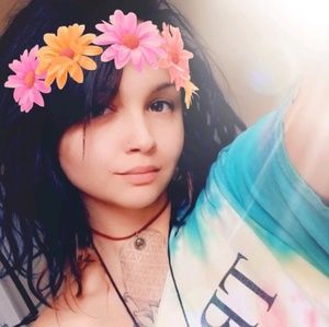 Meet your Posher, Veranique